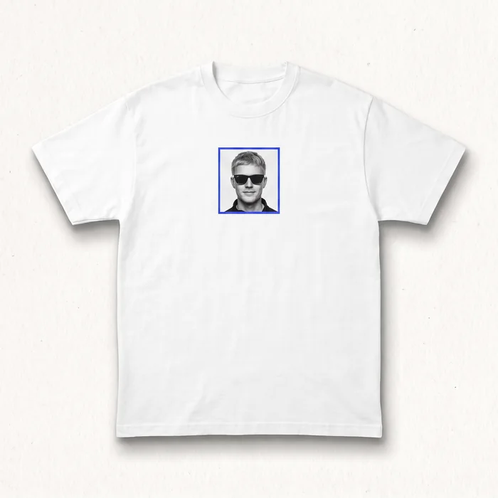 tee_white.webp